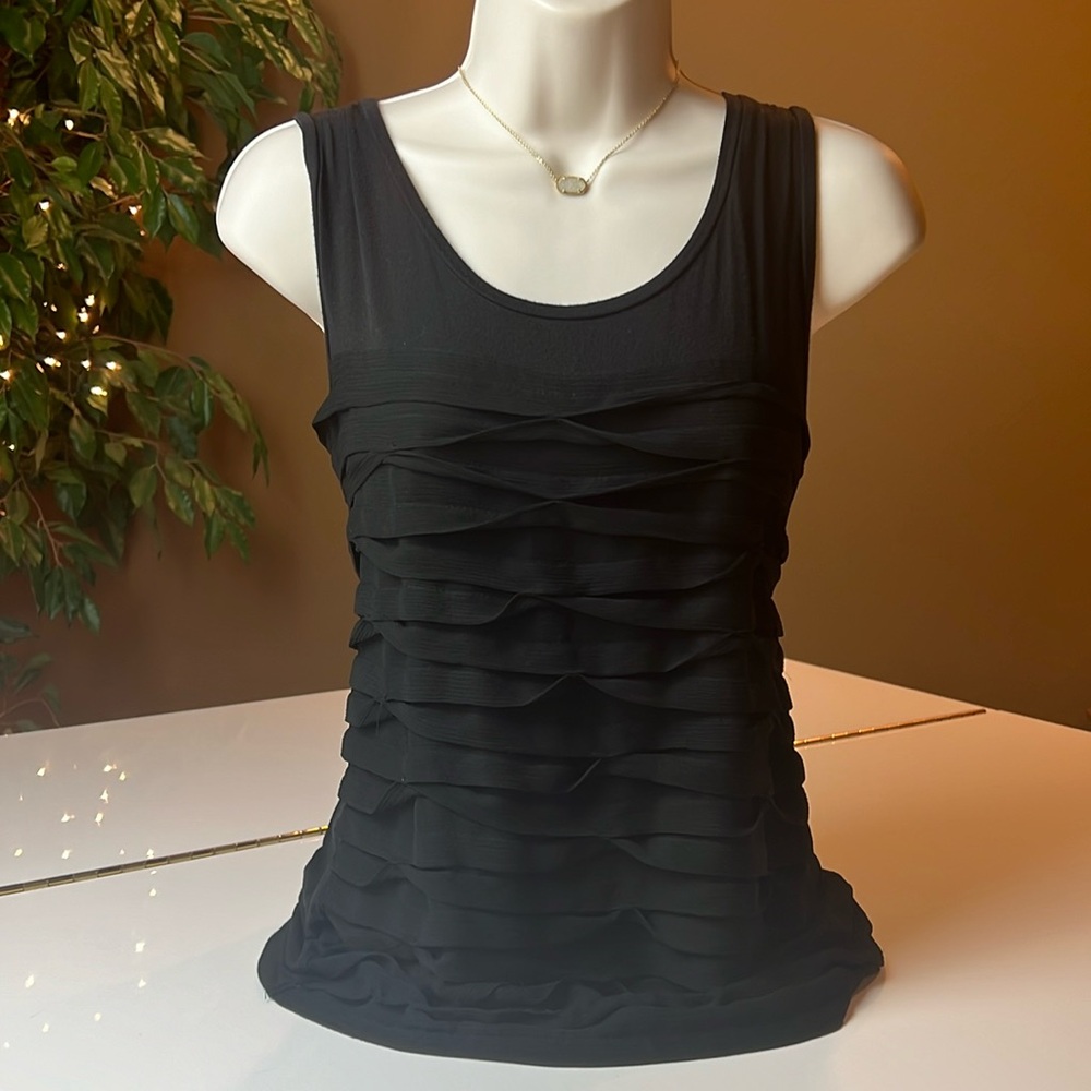 🖤ANN TAYLOR BLACK WOVEN LAYERED FABRIC TOP SIZE MEDIUM PETITE🖤